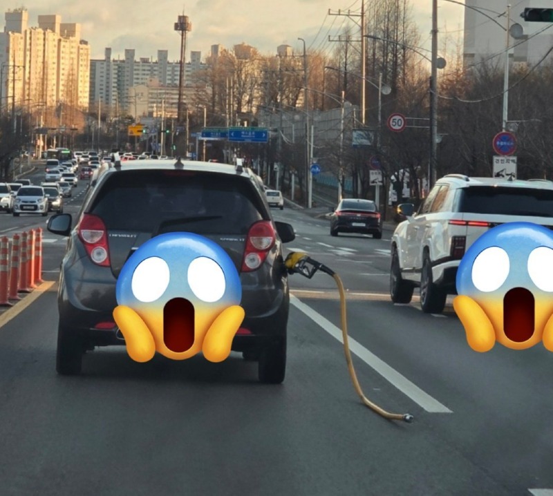 새로 나온 자동차 악세서리인가??